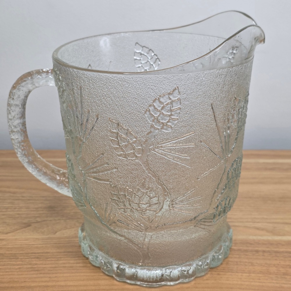 Vintage 68 OZ TIARA Heavy Glass Pitcher Ponderosa Pine Pattern Mint Condition